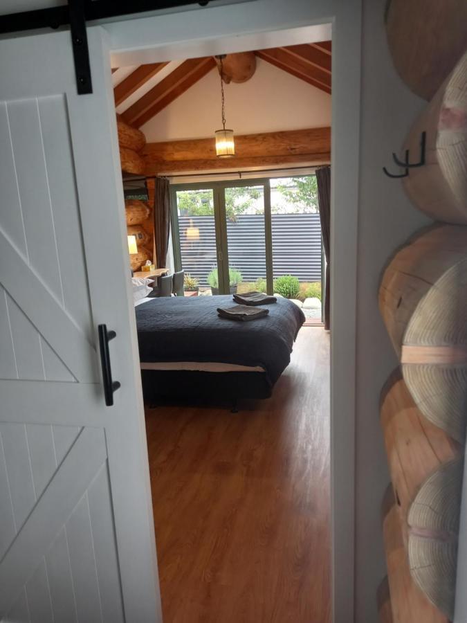 The Cabin Туизъл Екстериор снимка