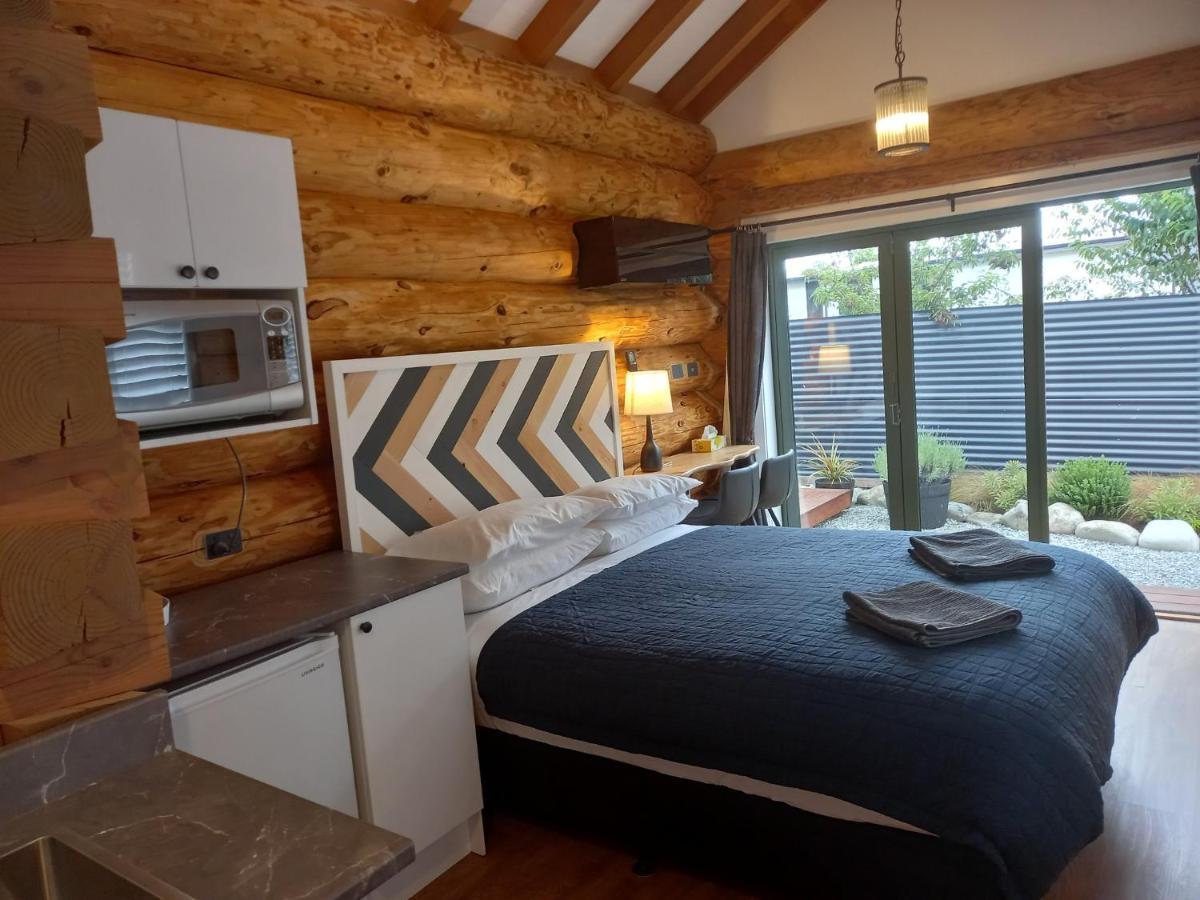 The Cabin Туизъл Екстериор снимка